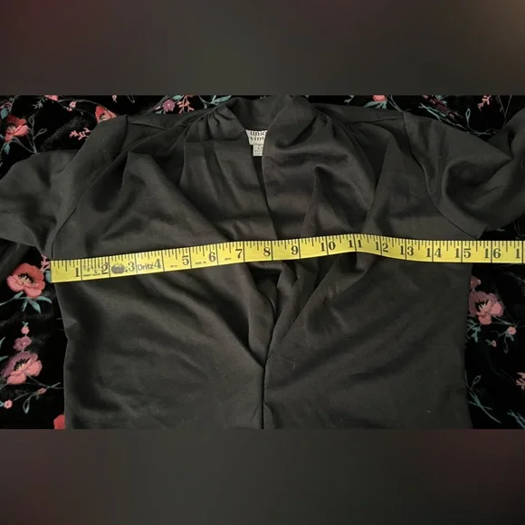 EUC Unique Vintage Black Gathered Neckline Friday Night Bodysuit Sz M - Picture 10 of 10